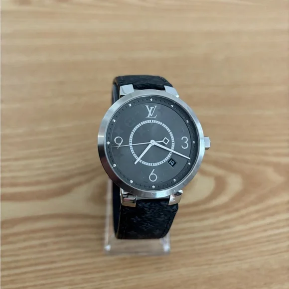 Used Louis Vuitton Tambour Eclipse Quartz Watch - Picture 4 of 7
